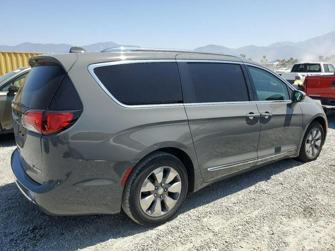 Chrysler Pacifica / LIMITED / Hybryda / Kanada / niski przebieg