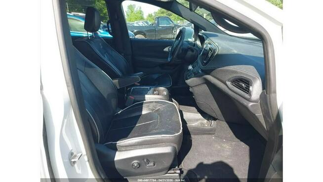 Chrysler Pacifica / LIMITED wersja S / automat / niski przebieg