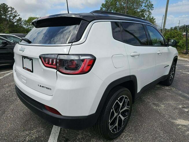 Jeep Compass LIMITED / 4x4 / niski przebieg