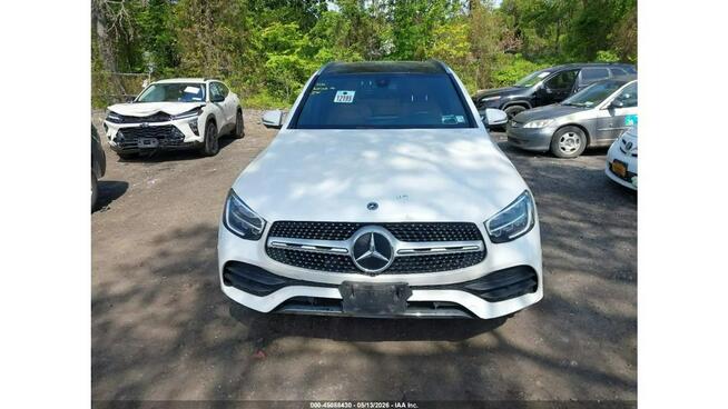 Mercedes GLC 300 4Matic / Pakiet AMG / niski przebieg