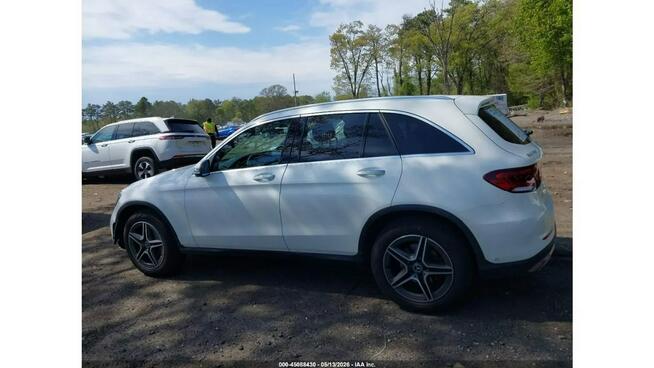 Mercedes GLC 300 4Matic / Pakiet AMG / niski przebieg