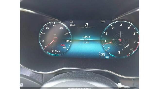 Mercedes GLC 300 4Matic / Pakiet AMG / niski przebieg