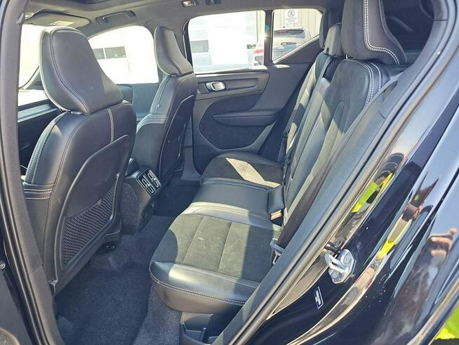 Volvo XC 40 AWD / R-Design / niski przebieg