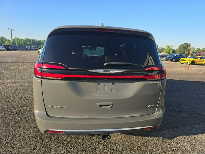 Chrysler Pacifica PINNACLE / AWD / niski przebieg