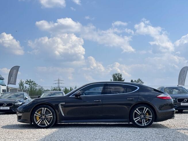 Porsche Panamera Turbo, 2010