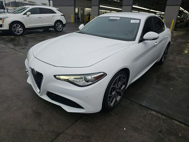 Alfa Romeo Giulia Wersja TI / 4x4 / niski przebieg