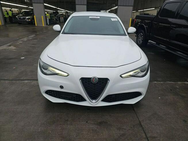 Alfa Romeo Giulia Wersja TI / 4x4 / niski przebieg