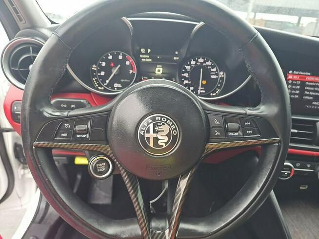 Alfa Romeo Giulia Wersja TI / 4x4 / niski przebieg