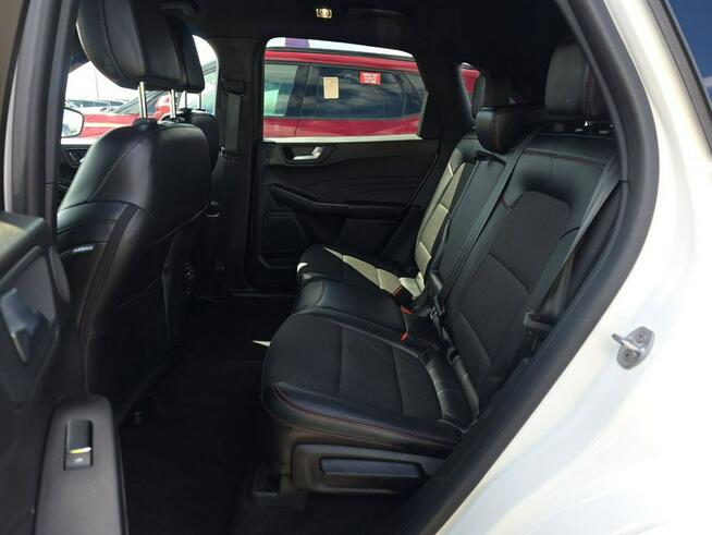 Ford Kuga AWD / Hybryda / bogate wyposażenie / niski przebieg
