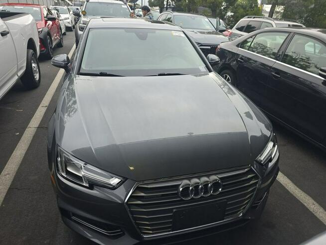 Audi A4 / Quattro / S-Line / automat