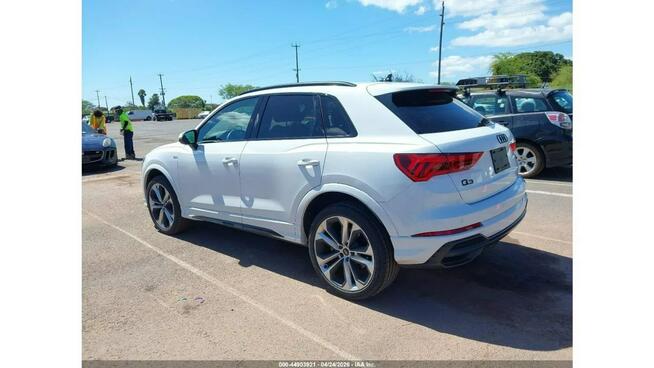Audi Q3 / Quattro / S-Line / niski przebieg