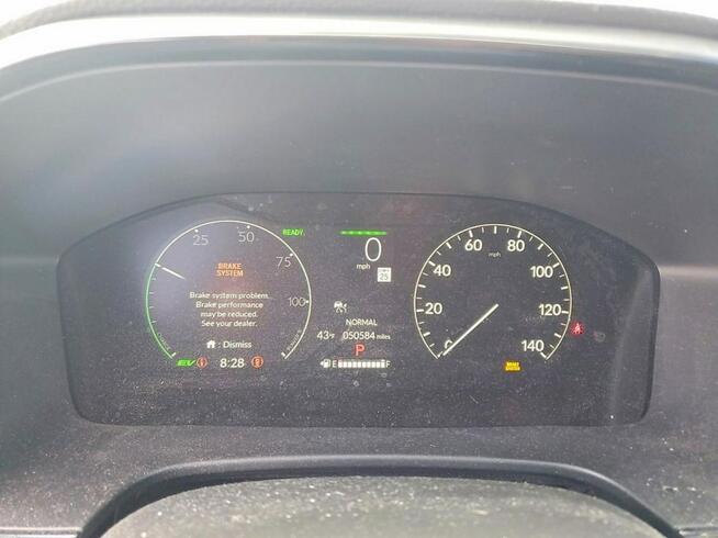 Honda CR-V 4x4 / bogata wersja / niski przebieg