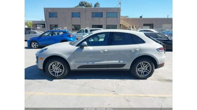 Porsche Macan 4x4 / bogate wyposażenie / niski przebieg