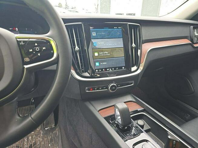 Volvo S60 AWD / niski przebieg / automat