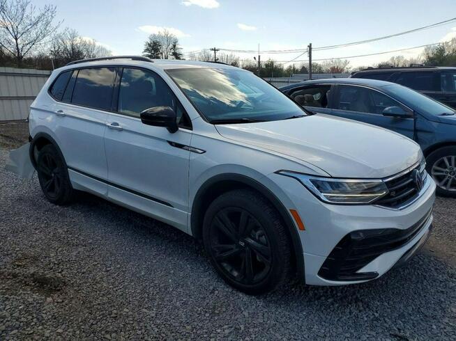 Volkswagen Tiguan 4x4 / R-LINE BLACK / niski przebieg