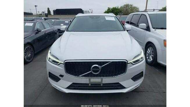 Volvo XC 60 AWD / T6 MOMENTUM / niski przebieg