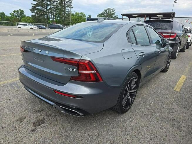 Volvo S60 R-Design / AWD / niski przebieg