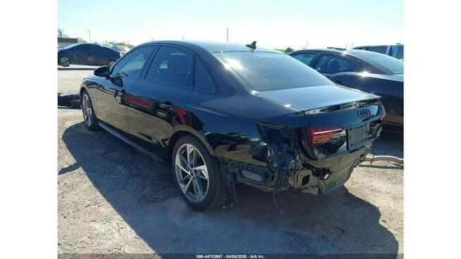 Audi A4 Quattro / S-Line / niski przebieg