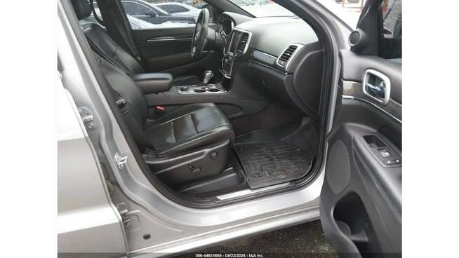 Jeep Grand Cherokee 4x4 / najbogatsza wersja OVERLAND / 3.6 - idealny pod gaz