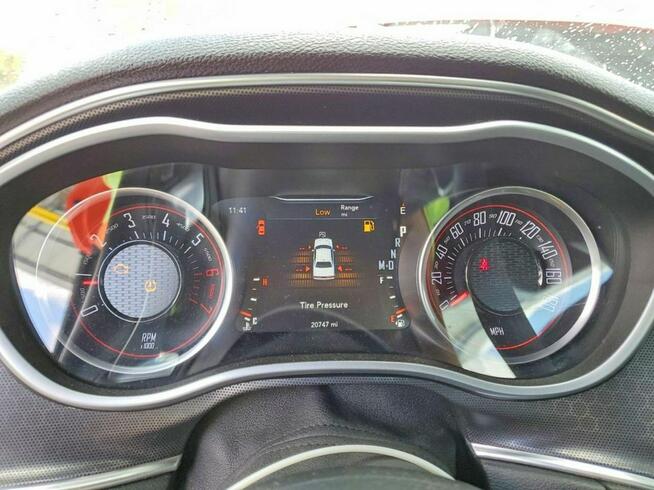 Dodge Challenger 5.7 R/T / bardzo niski przebieg / automat