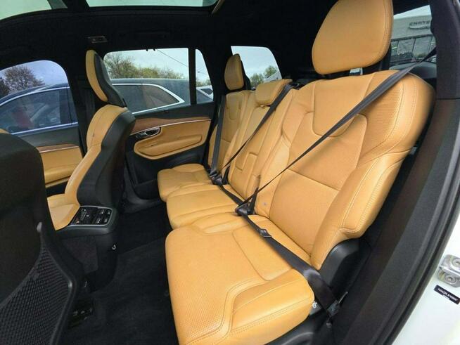 Volvo XC 90 AWD / najbogatsza wersja Inscription / niski przebieg