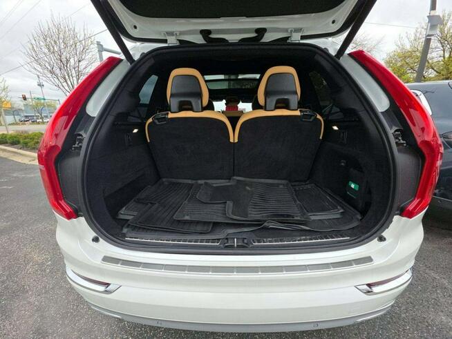 Volvo XC 90 AWD / najbogatsza wersja Inscription / niski przebieg