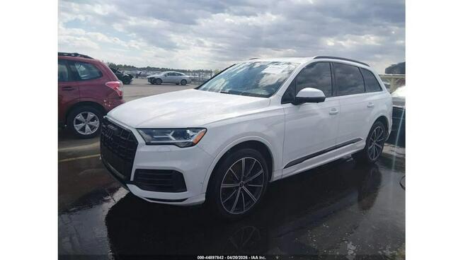 Audi Q7 / Quattro / 3.0 V6 / niski przebieg