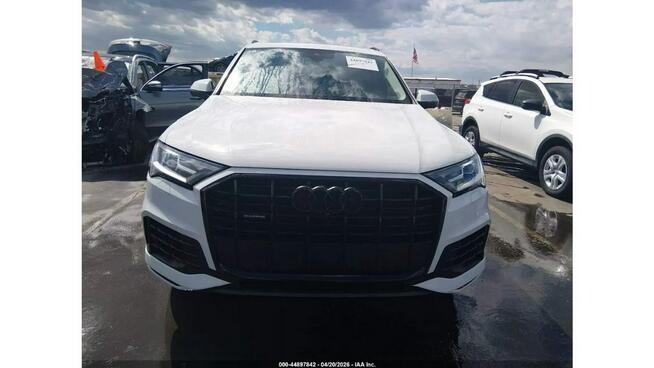 Audi Q7 / Quattro / 3.0 V6 / niski przebieg