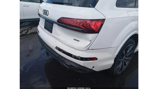 Audi Q7 / Quattro / 3.0 V6 / niski przebieg