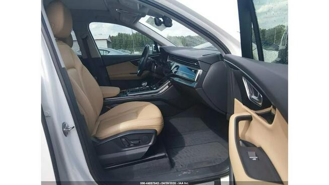 Audi Q7 / Quattro / 3.0 V6 / niski przebieg