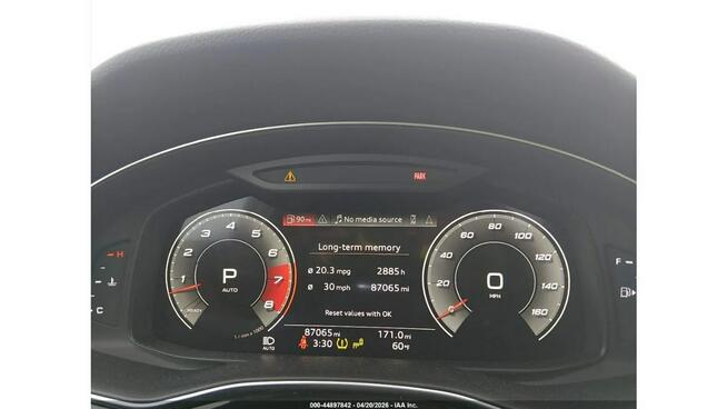 Audi Q7 / Quattro / 3.0 V6 / niski przebieg