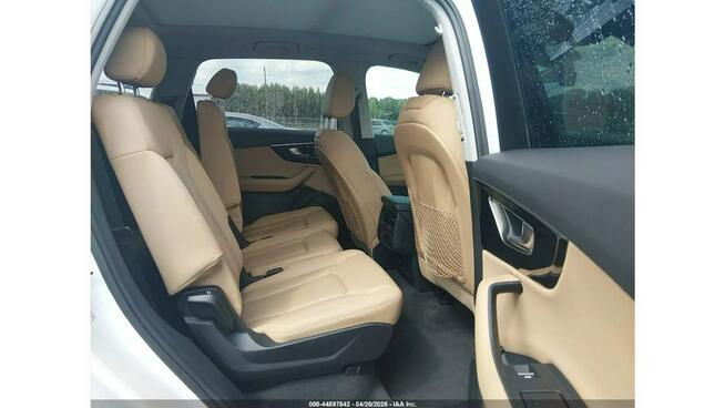 Audi Q7 / Quattro / 3.0 V6 / niski przebieg