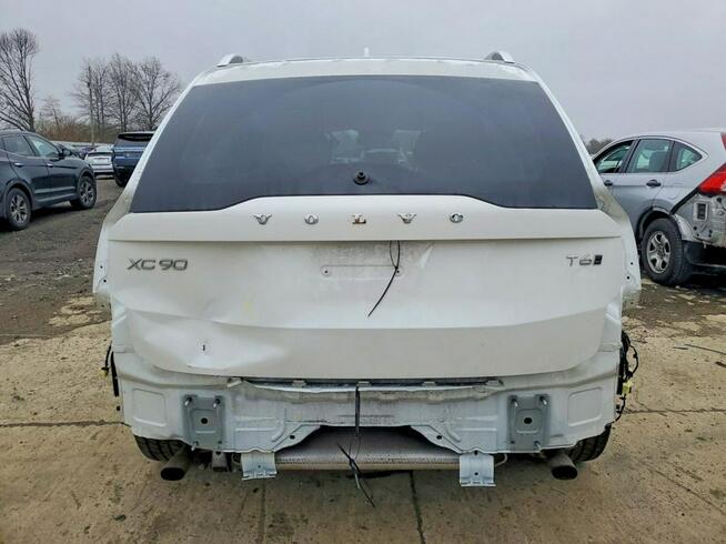Volvo XC 90 / AWD / automat / niski przebieg