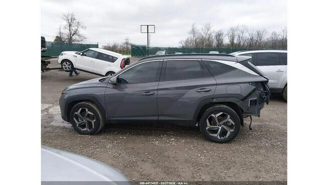 Hyundai Tucson LIMITED / 4x4 / niski przebieg