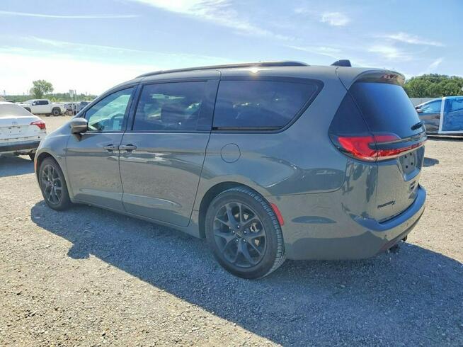Chrysler Pacifica / Bogata wersja / automat / niski przebieg