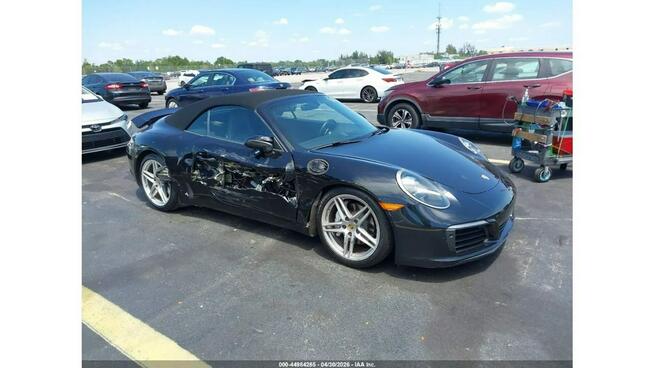 Porsche 911 cabrio / niski przebieg
