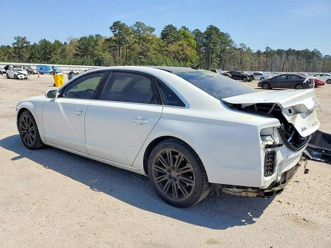 Audi A8 / Quattro / 4.0 V8 / niski przebieg