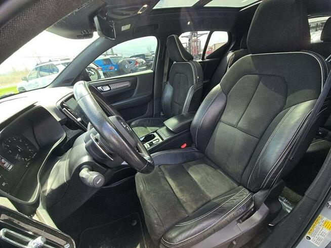 Volvo XC 40 AWD / T5 R-Design /