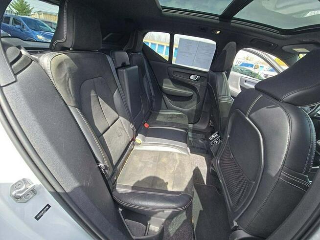 Volvo XC 40 AWD / T5 R-Design /