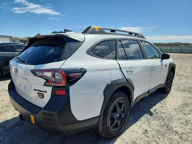 Subaru OUTBACK AWD / najbogatsza wersja Wilderness /