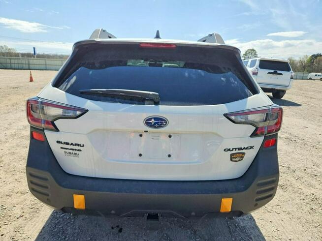 Subaru OUTBACK AWD / najbogatsza wersja Wilderness /