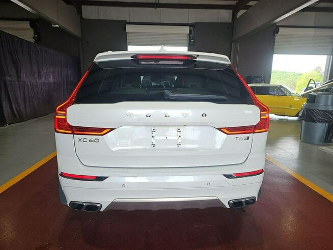 Volvo XC 60 AWD / najbogatasza wersja Inscription /