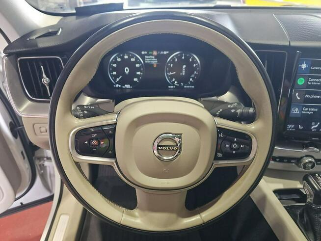 Volvo XC 60 AWD / najbogatasza wersja Inscription /