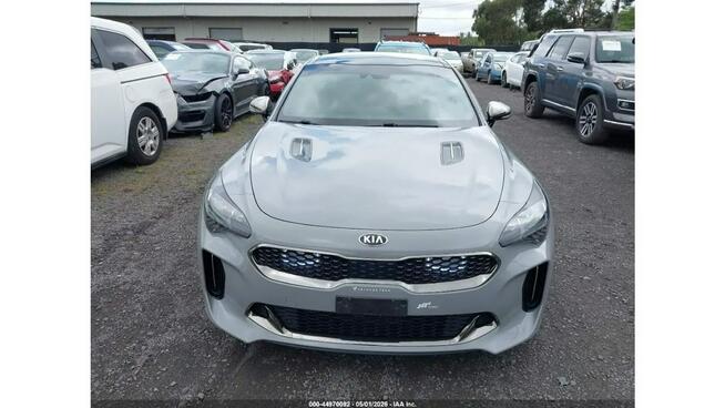 Kia Stinger / 3.3 V6 / GT1 /