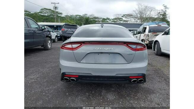 Kia Stinger / 3.3 V6 / GT1 /
