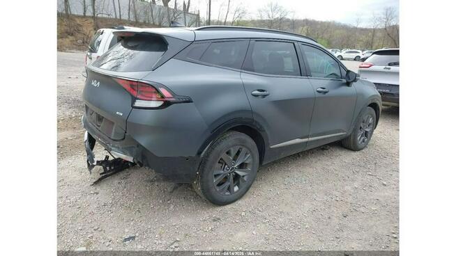 Kia Sportage 4x4 / SX-PRESTIGE / niski przebieg