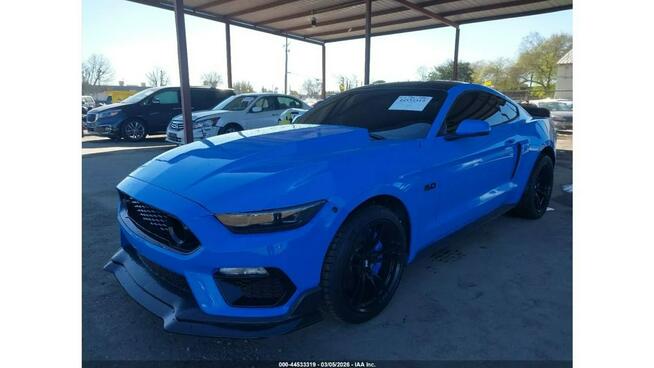 Ford Mustang 5.0 V8 / automat / niski przebieg