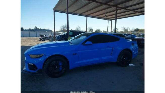 Ford Mustang 5.0 V8 / automat / niski przebieg
