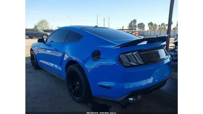 Ford Mustang 5.0 V8 / automat / niski przebieg