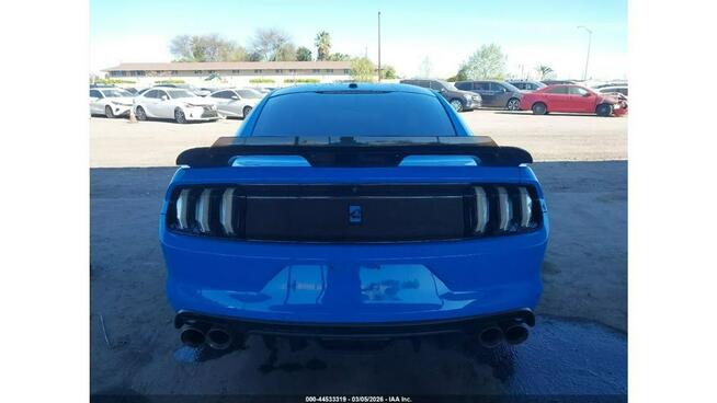 Ford Mustang 5.0 V8 / automat / niski przebieg